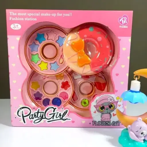 PARTY GIRL MAKEUP SET