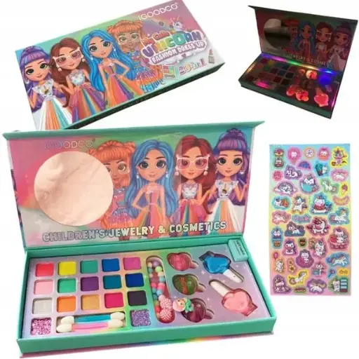 KIDS MAKEUP AND FASHION SET